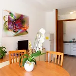 Holiday Appartamenti Apartmanhotel Grado