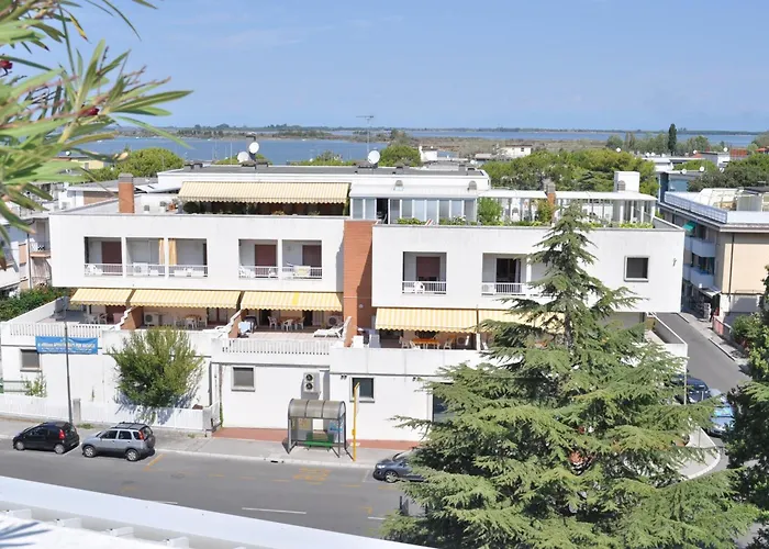 Apartmanhotel Holiday Appartamenti 4*
